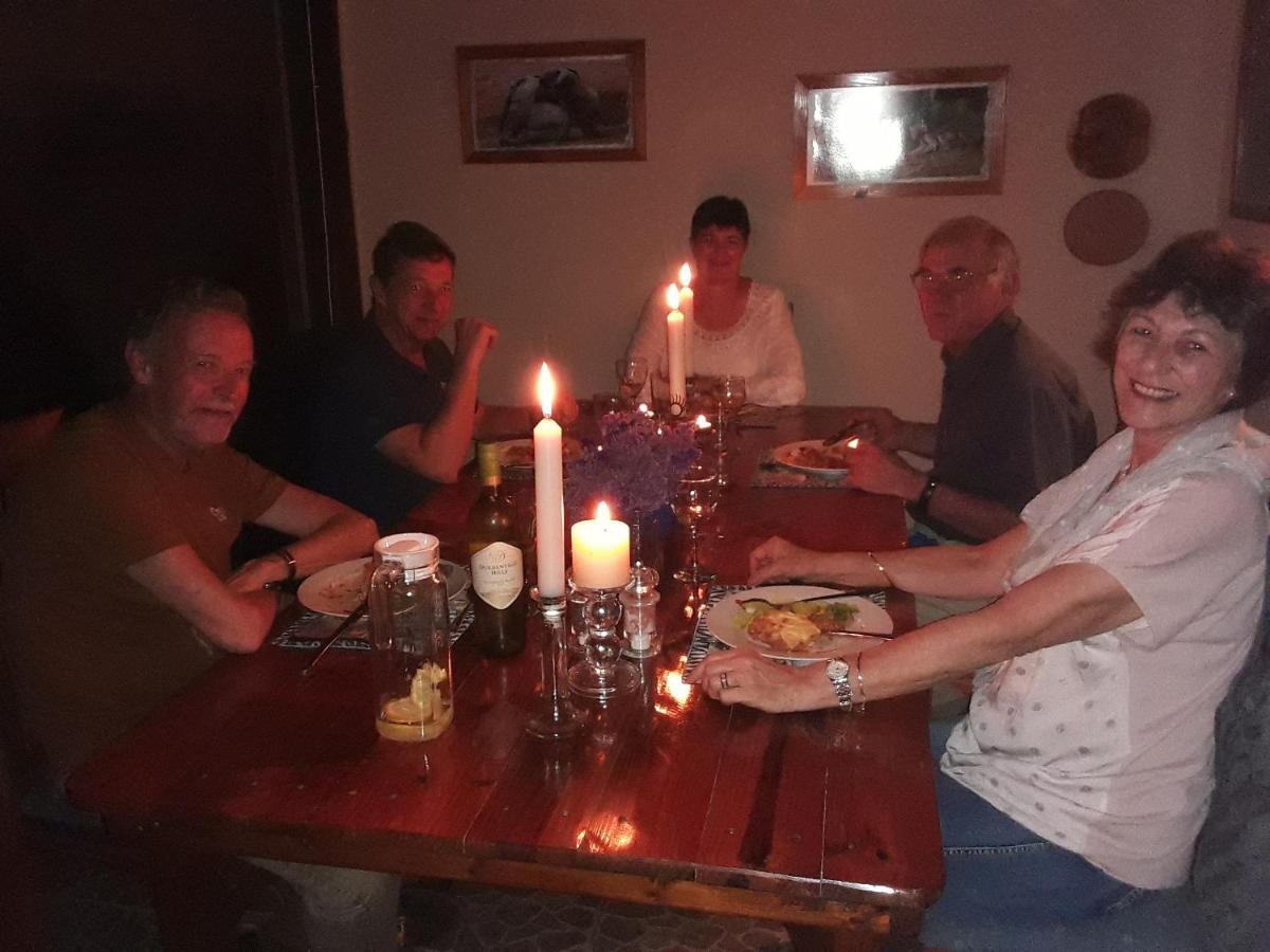 Happy Jackal Hotel Colchester Buitenkant foto